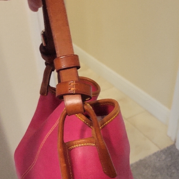 Authentic Dooney & Bourke Lrg Tote Pink Fuchsia Smooth Leather Handbag - Picture 10 of 13